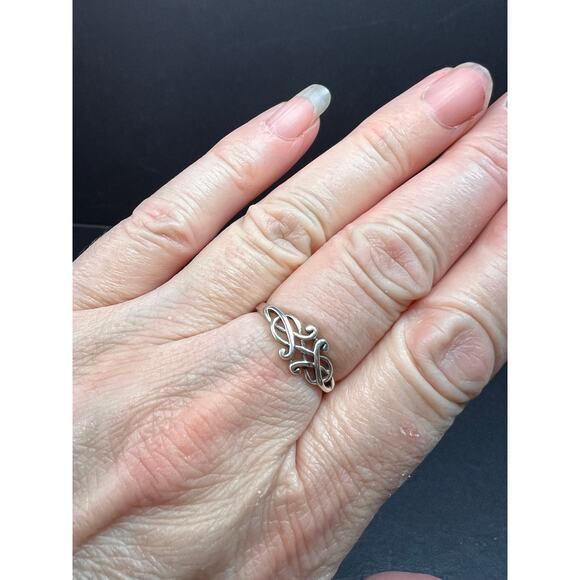 Vintage Celtic knot work sterling silver ring size 8 - Picture 3 of 16